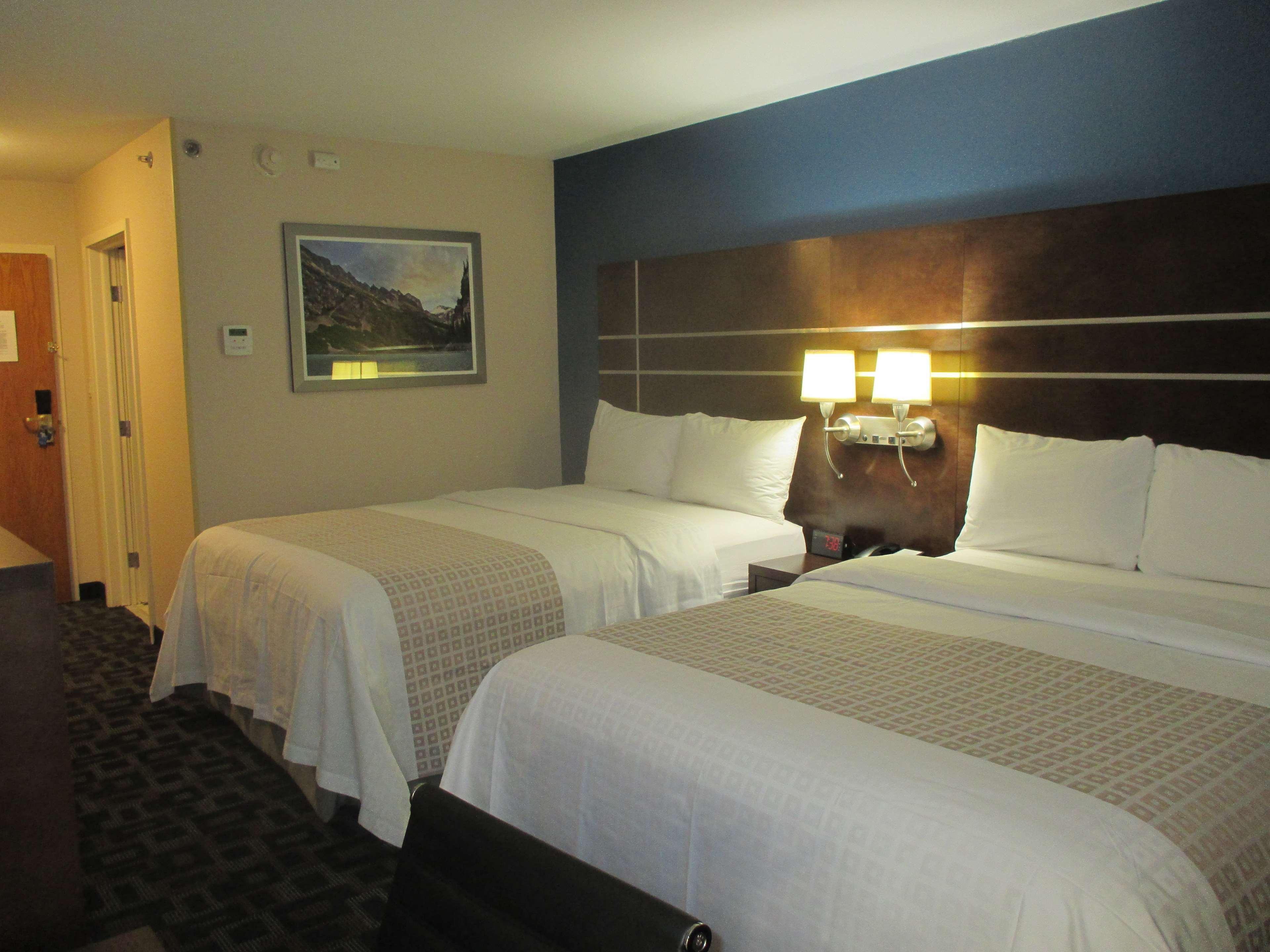 เบสต์ เวสเทิร์น เบนตัน ฮาร์เบอร์ - เซนต์ โจเซฟ Hotel เบนตันฮาร์เบอร์ ภายนอก รูปภาพ