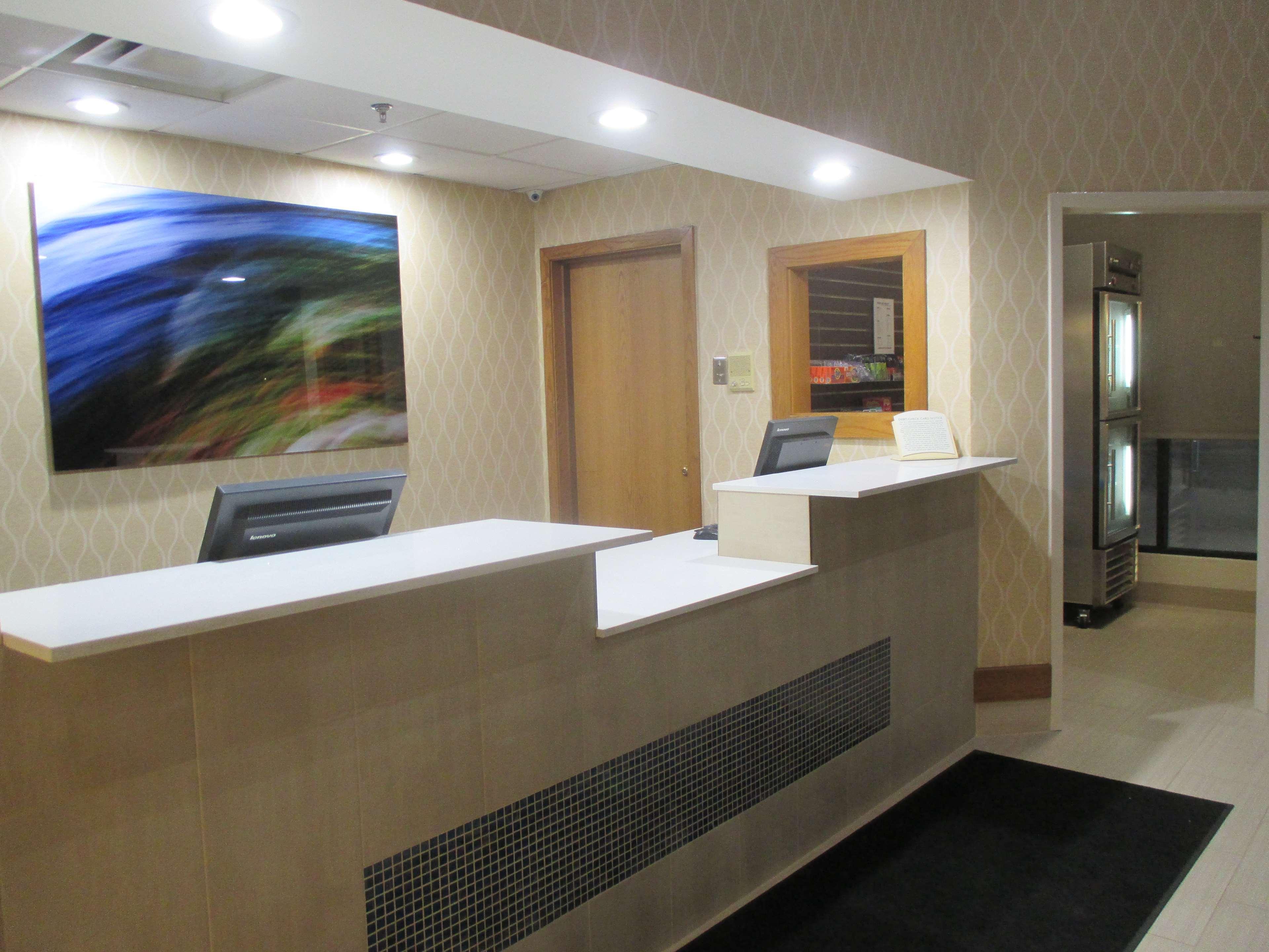 เบสต์ เวสเทิร์น เบนตัน ฮาร์เบอร์ - เซนต์ โจเซฟ Hotel เบนตันฮาร์เบอร์ ภายนอก รูปภาพ